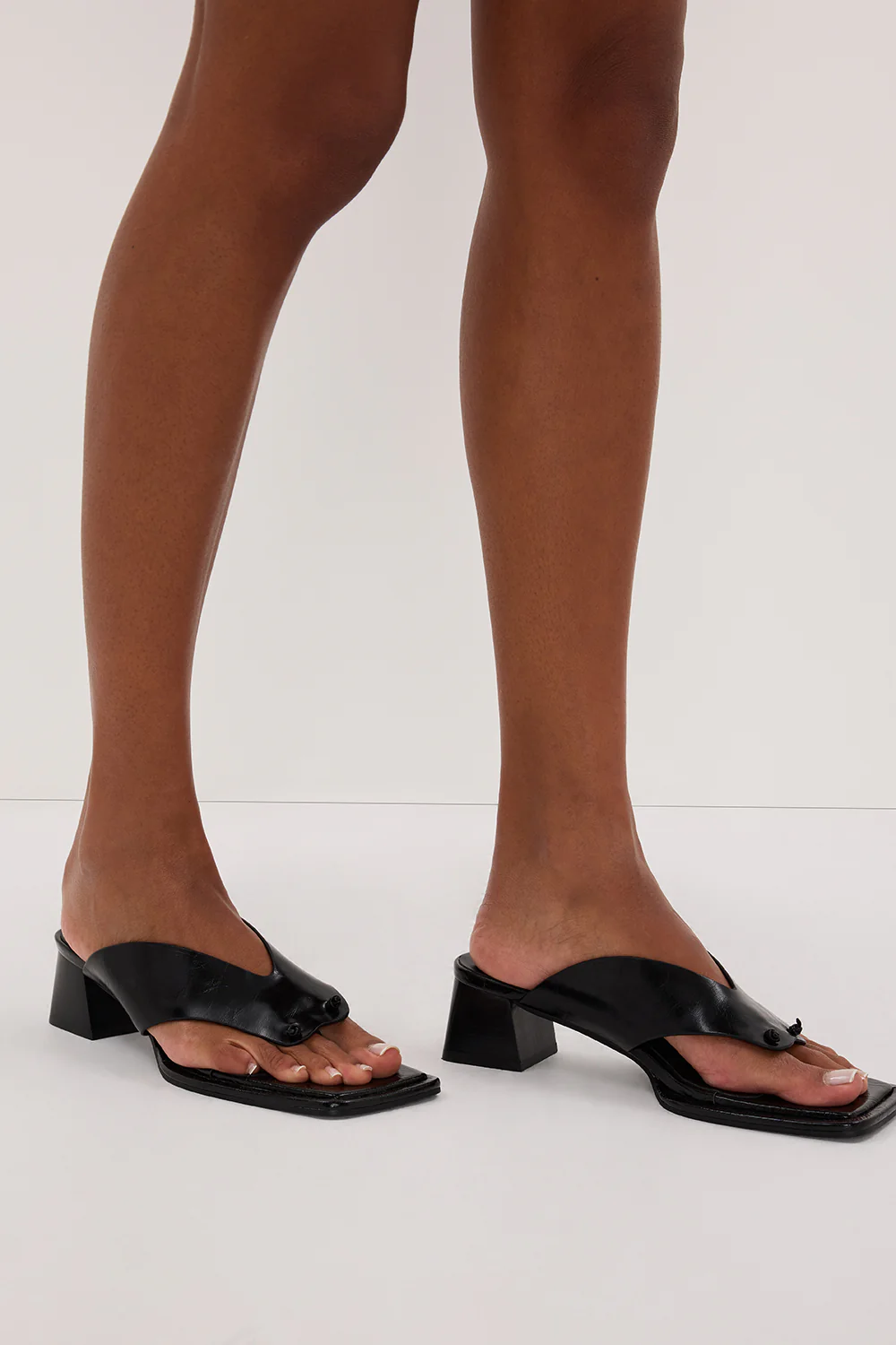 ALIAS MAE ALINA HEEL BLACK - Image 4