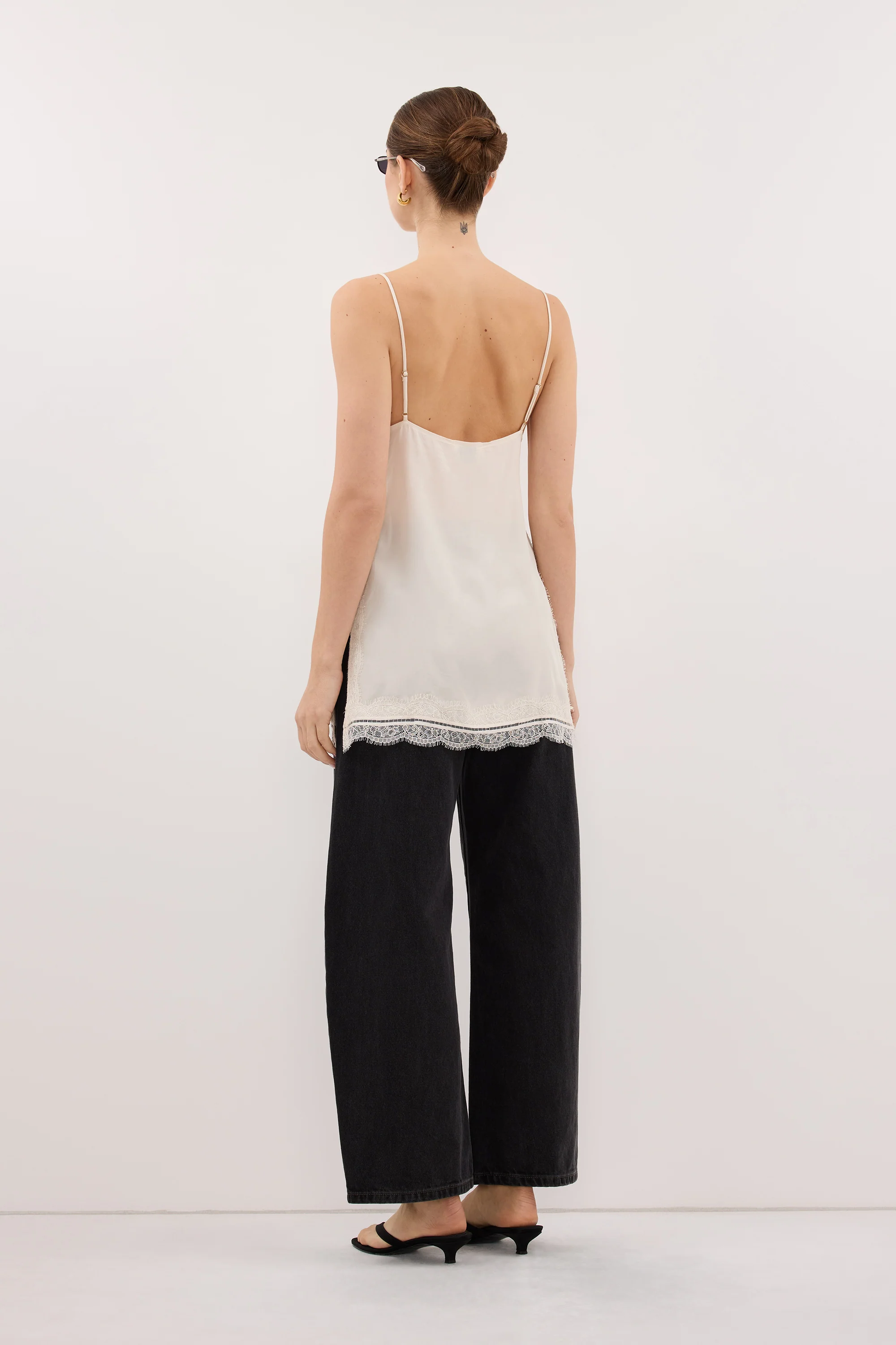 ANDREA SANDSTONE SLEEVELESS LACE CAMI TOP - Image 5