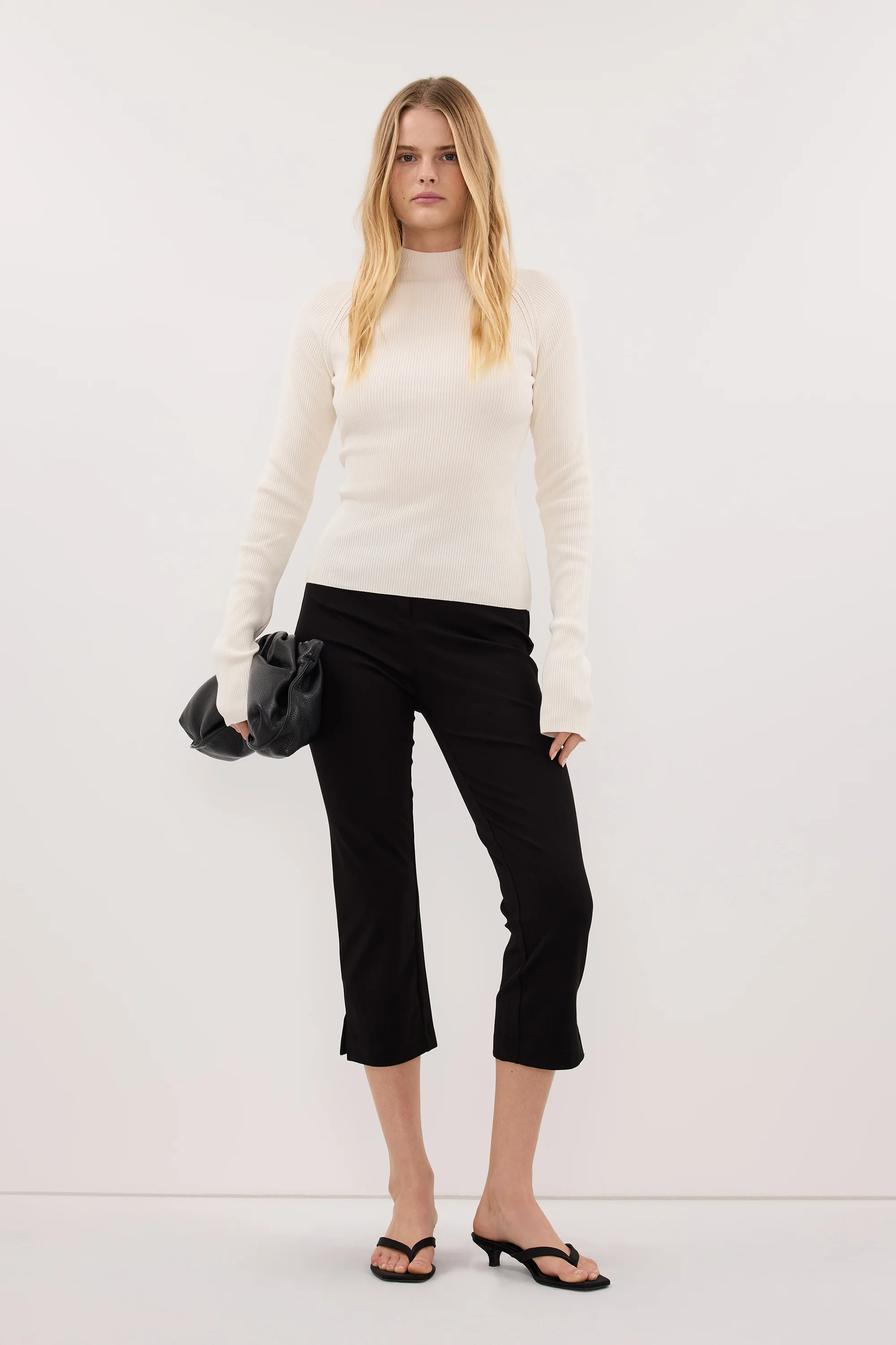 ANGEL CREAM RAGLAN FUNNEL NECK TOP