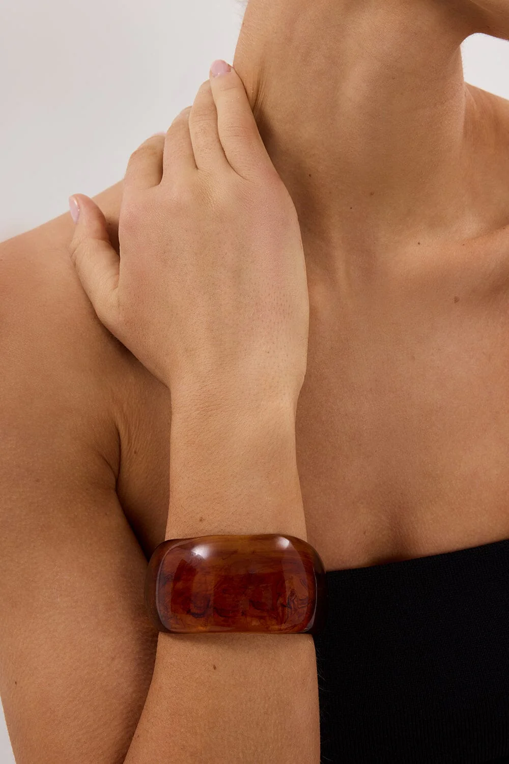 ANNA ROSSI OBSESSED SMOKE BANGLE - Image 2