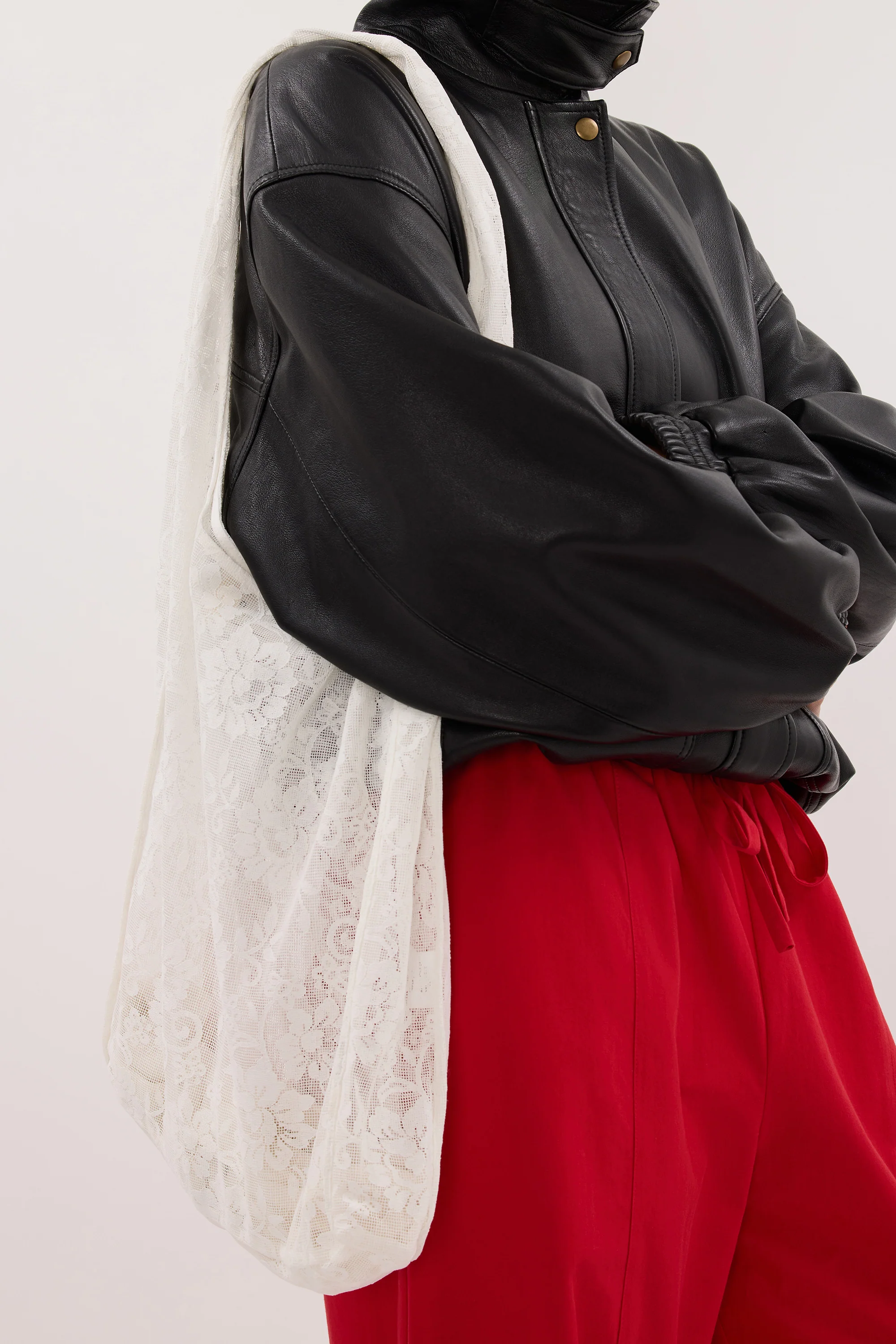 ANYA WHITE LACE SHOULDER BAG - Image 3