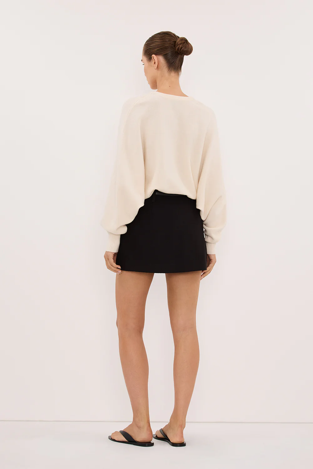 BOBBI BLACK BOUCLE SKORT - Image 7
