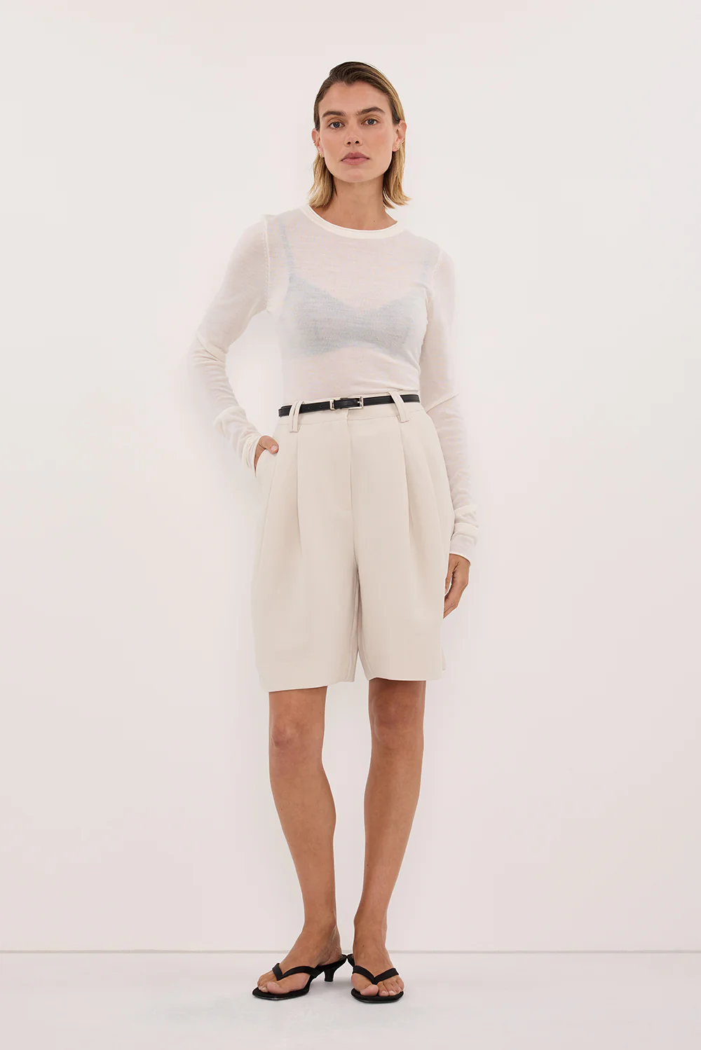 CHELSEA BONE BERMUDA SHORT