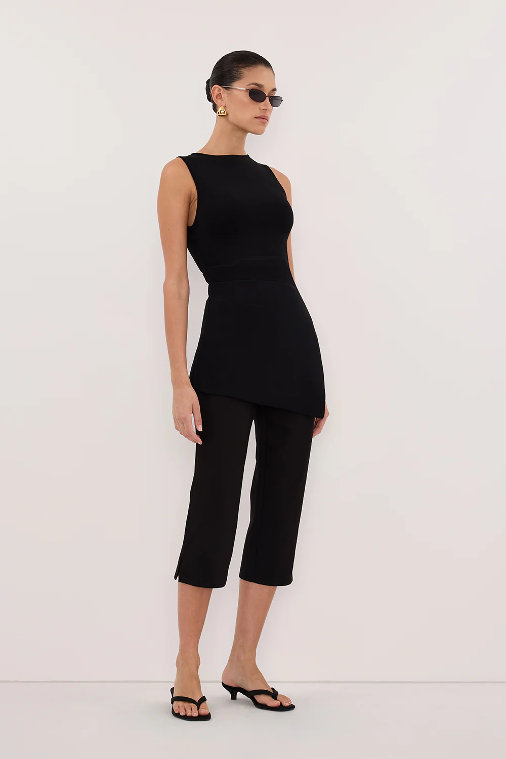 CLEO BLACK SLEEVELESS LONGLINE KNIT TOP  - Image 3