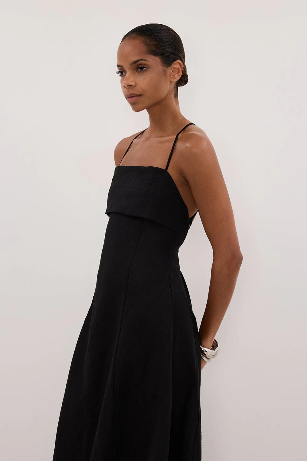 DANIELLA BLACK LINEN TIE BACK MIDI DRESS - Image 2