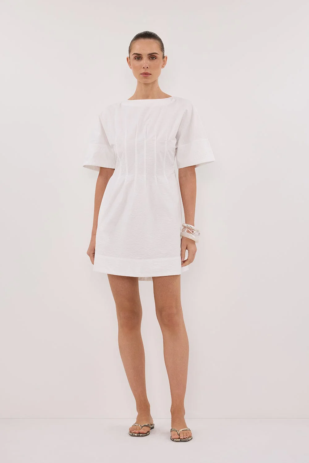 DAPHNE WHITE SLEEVED MINI DRESS