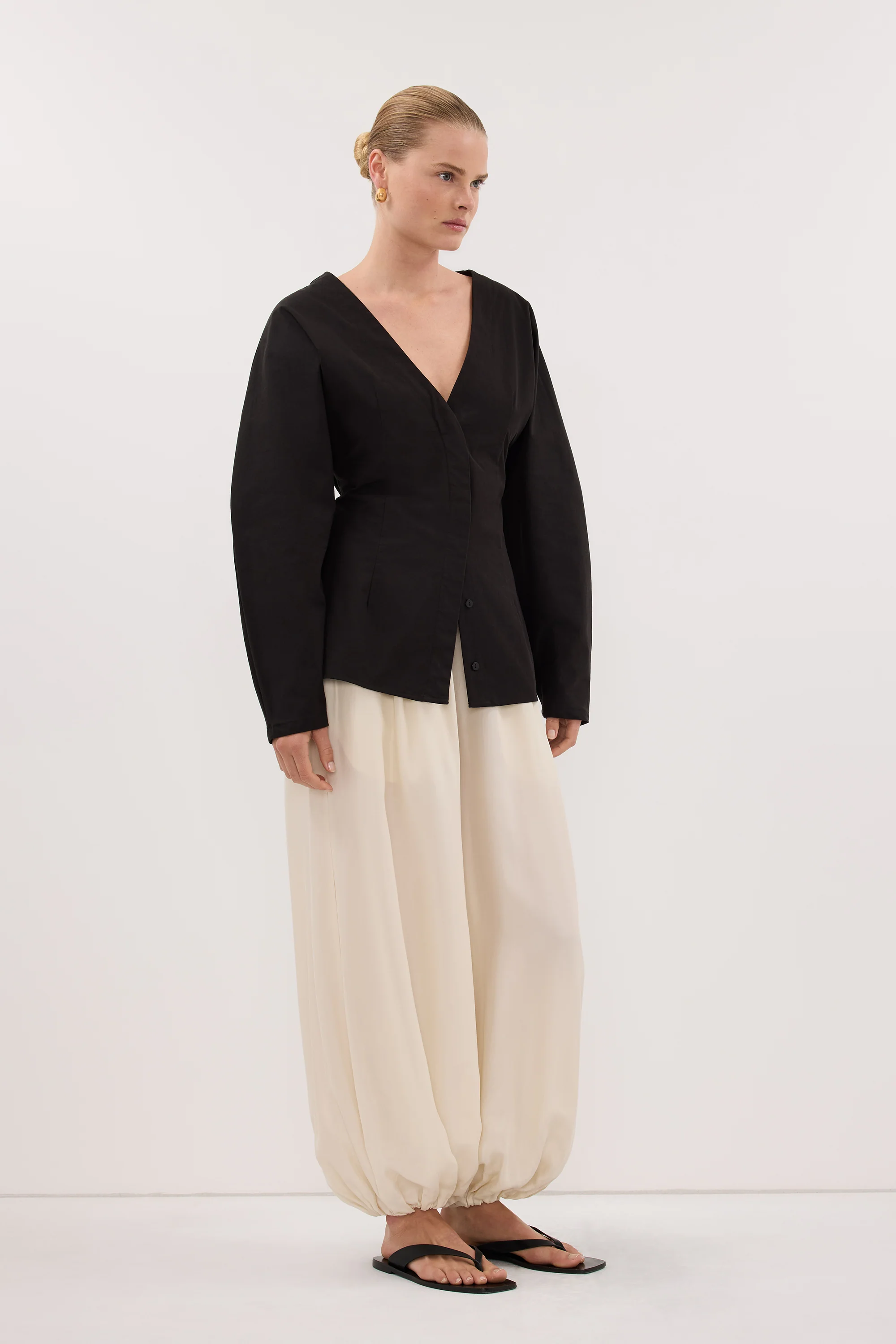 EDENA BLACK COTTON FITTED SHIRT - Image 3