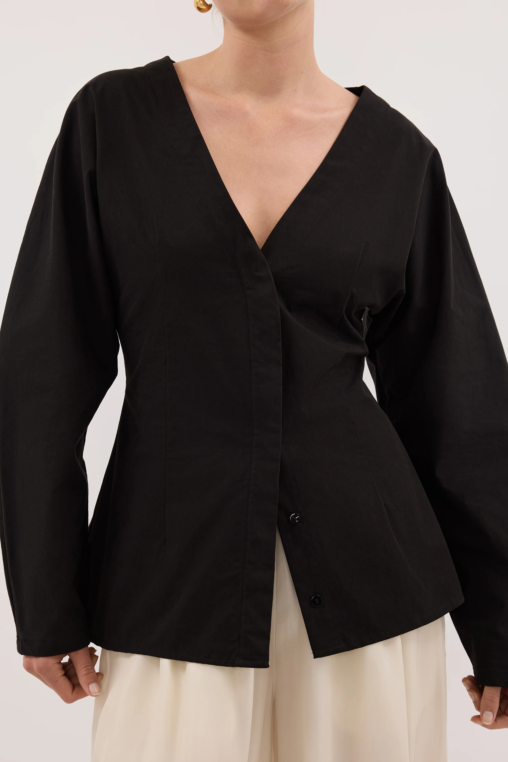 EDENA BLACK COTTON FITTED SHIRT - Image 5