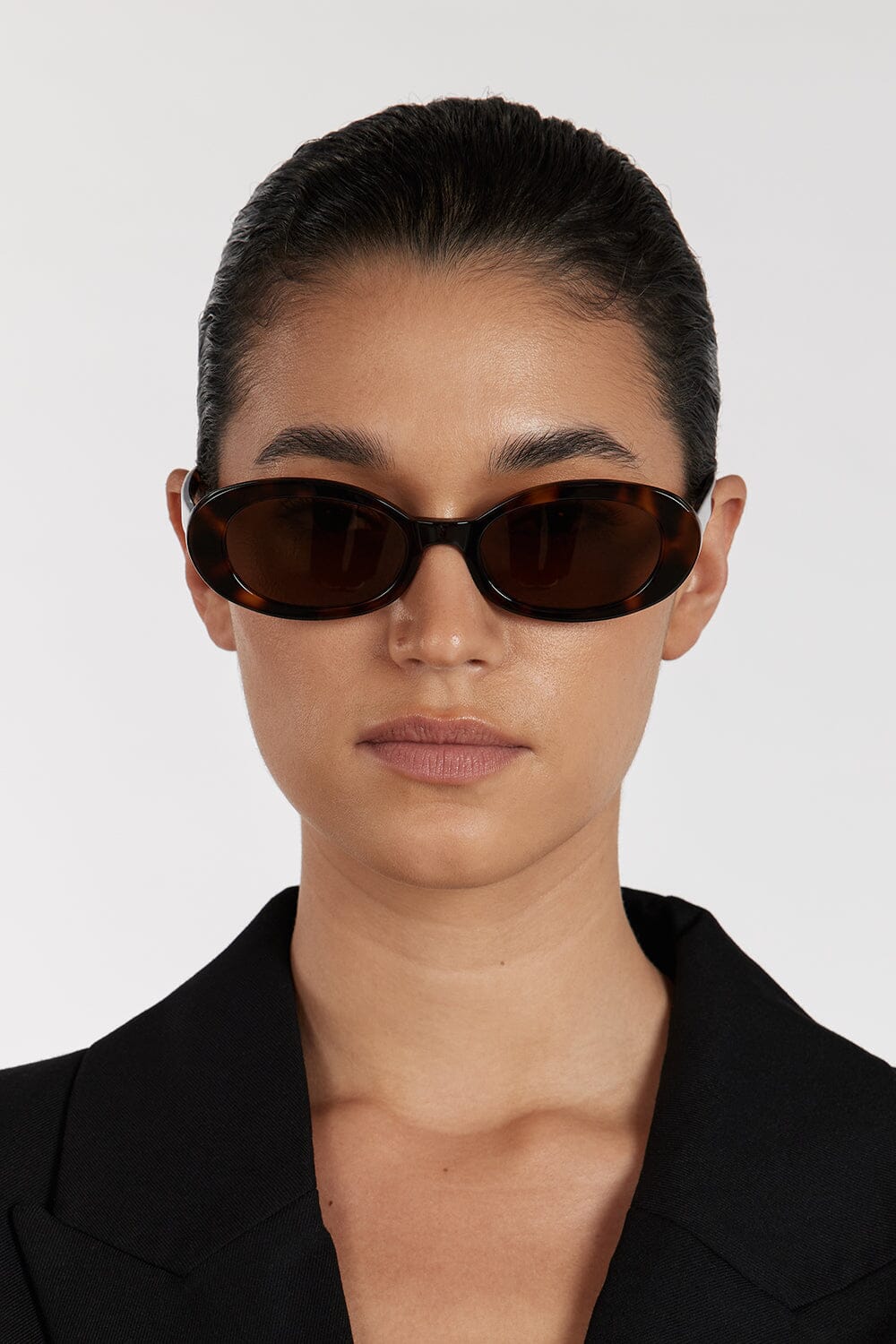 ELISA JOHNSON LYRIC LEIGH IN BROWN TORTOISE SUNGLASSES - Image 2