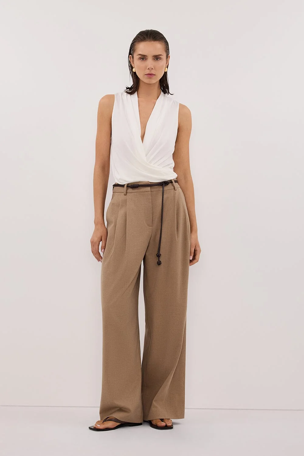 FELICITY OFF WHITE SLEEVELESS WRAP TOP