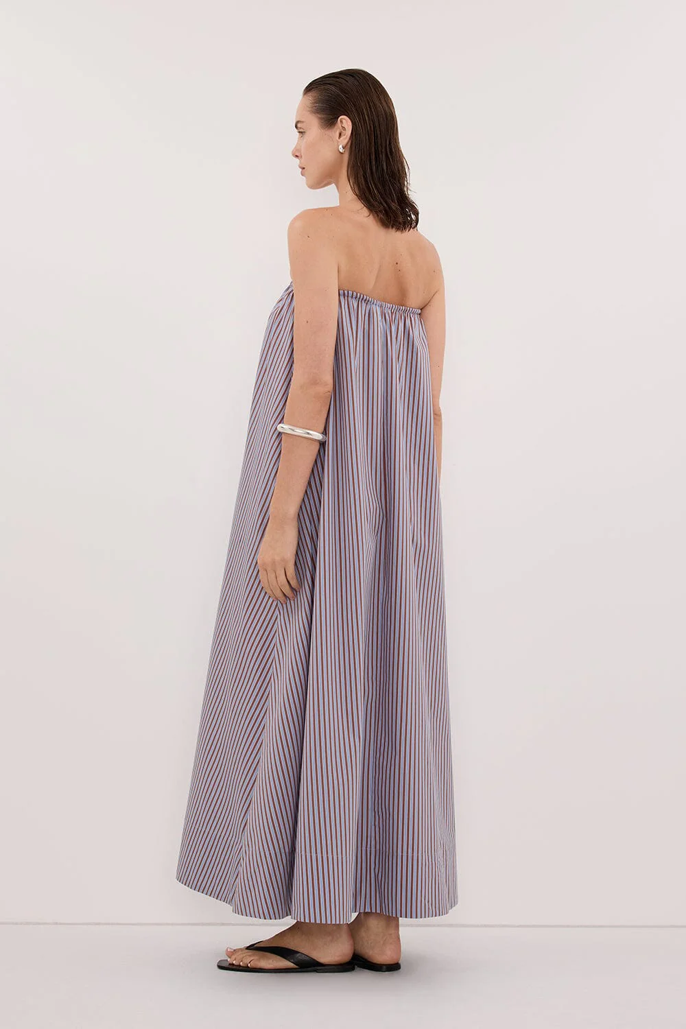 HARRI STRIPE STRAPLESS MIDI DRESS - Image 4