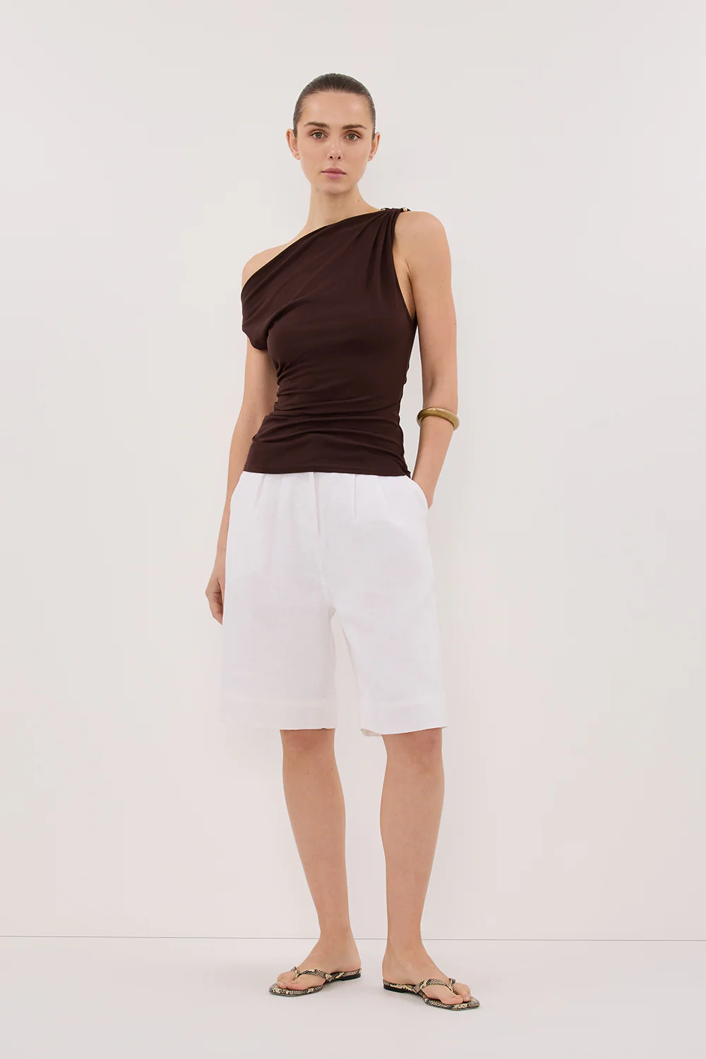 INEZ CHOC ASYM KNIT TOP