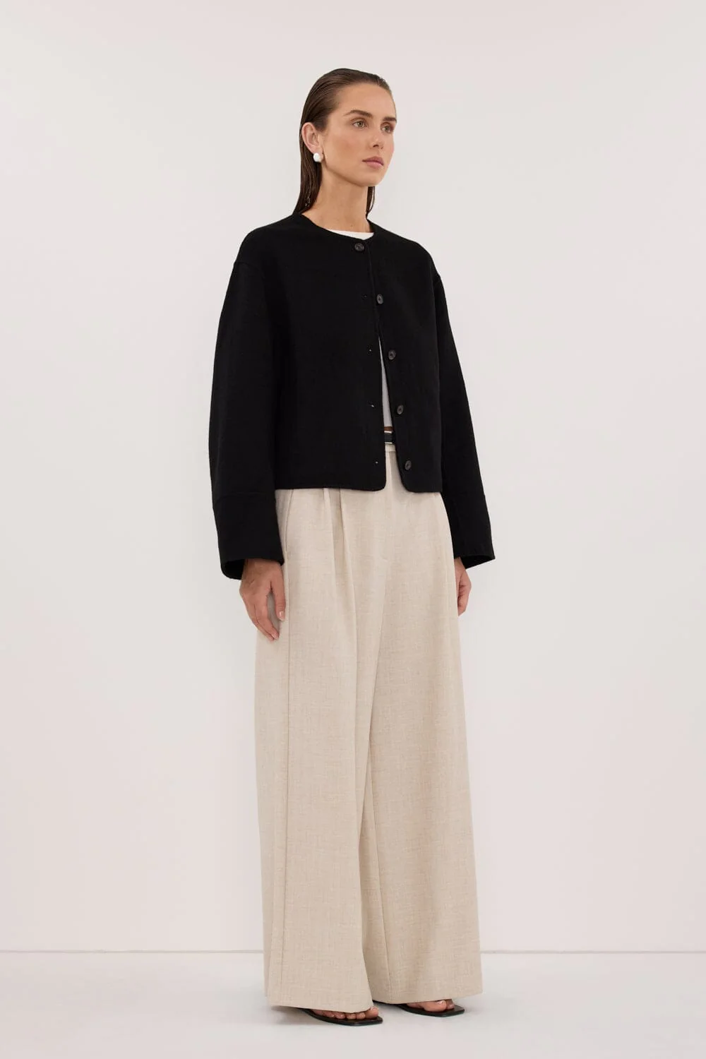 JACLYN BLACK CROPPED WOOL BLEND COAT - Image 4