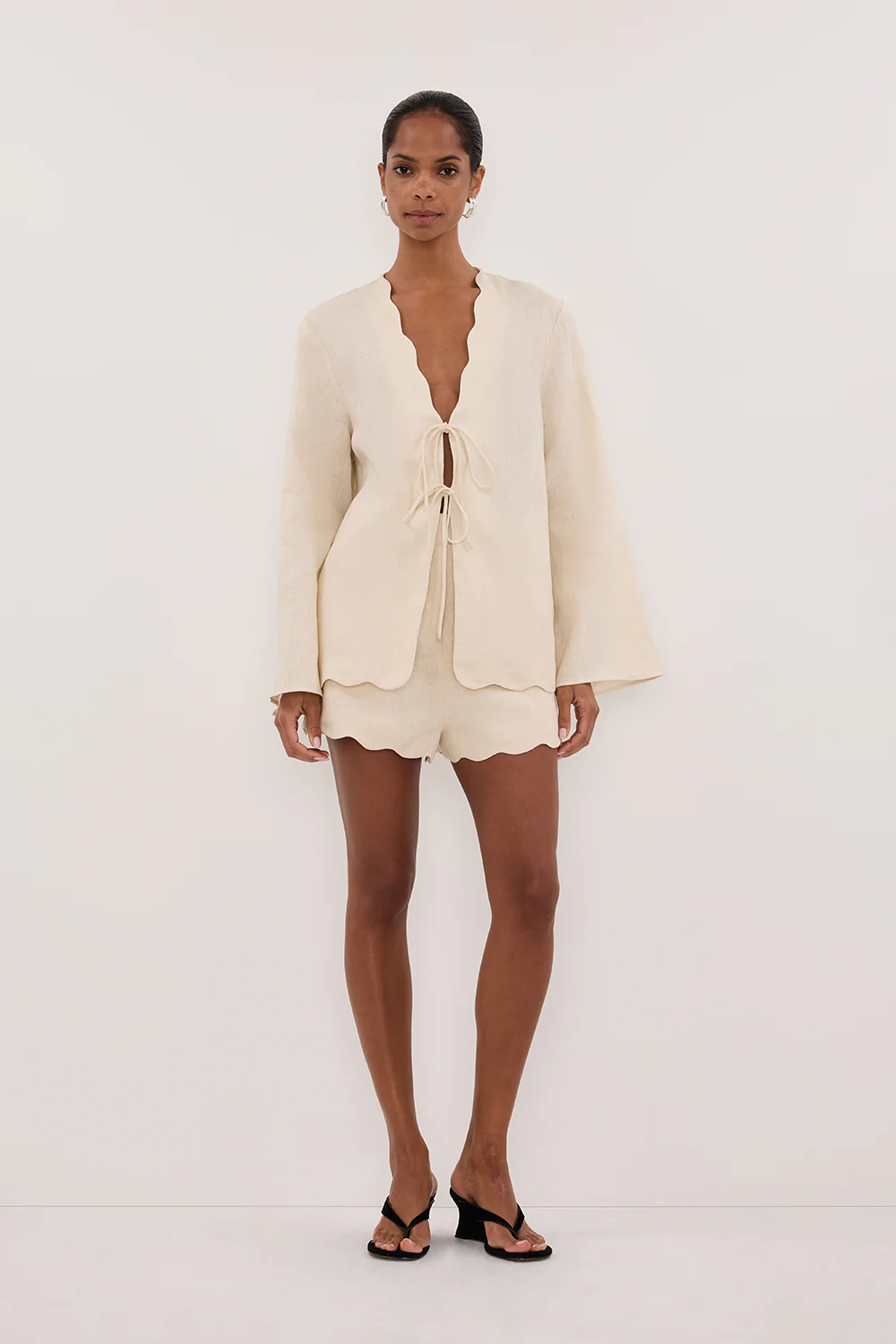 LELA SANDSTONE LONG SLEEVE LINEN TOP - Image 3