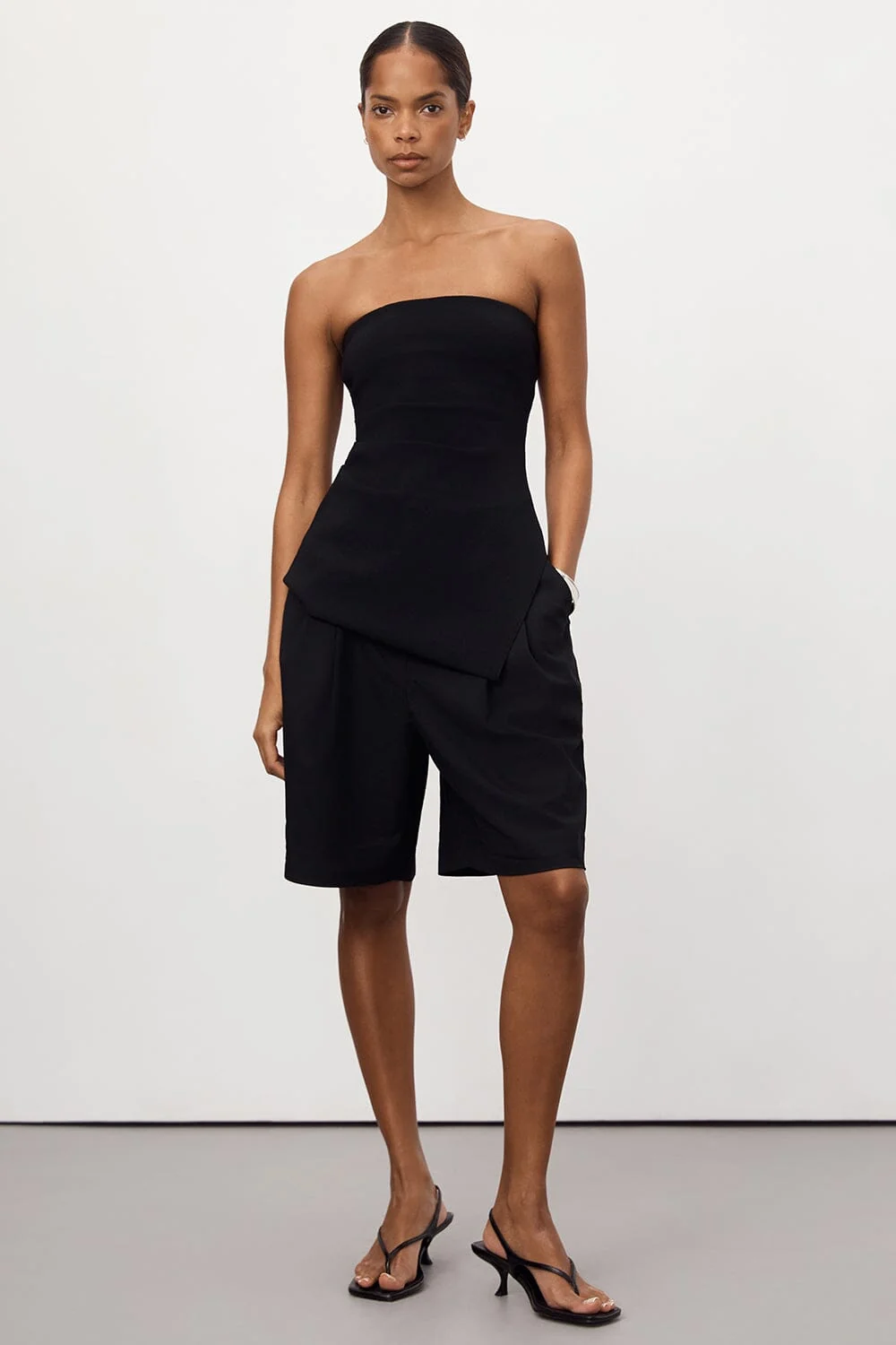 LIZA BLACK TAILORED BERMUDA SHORT