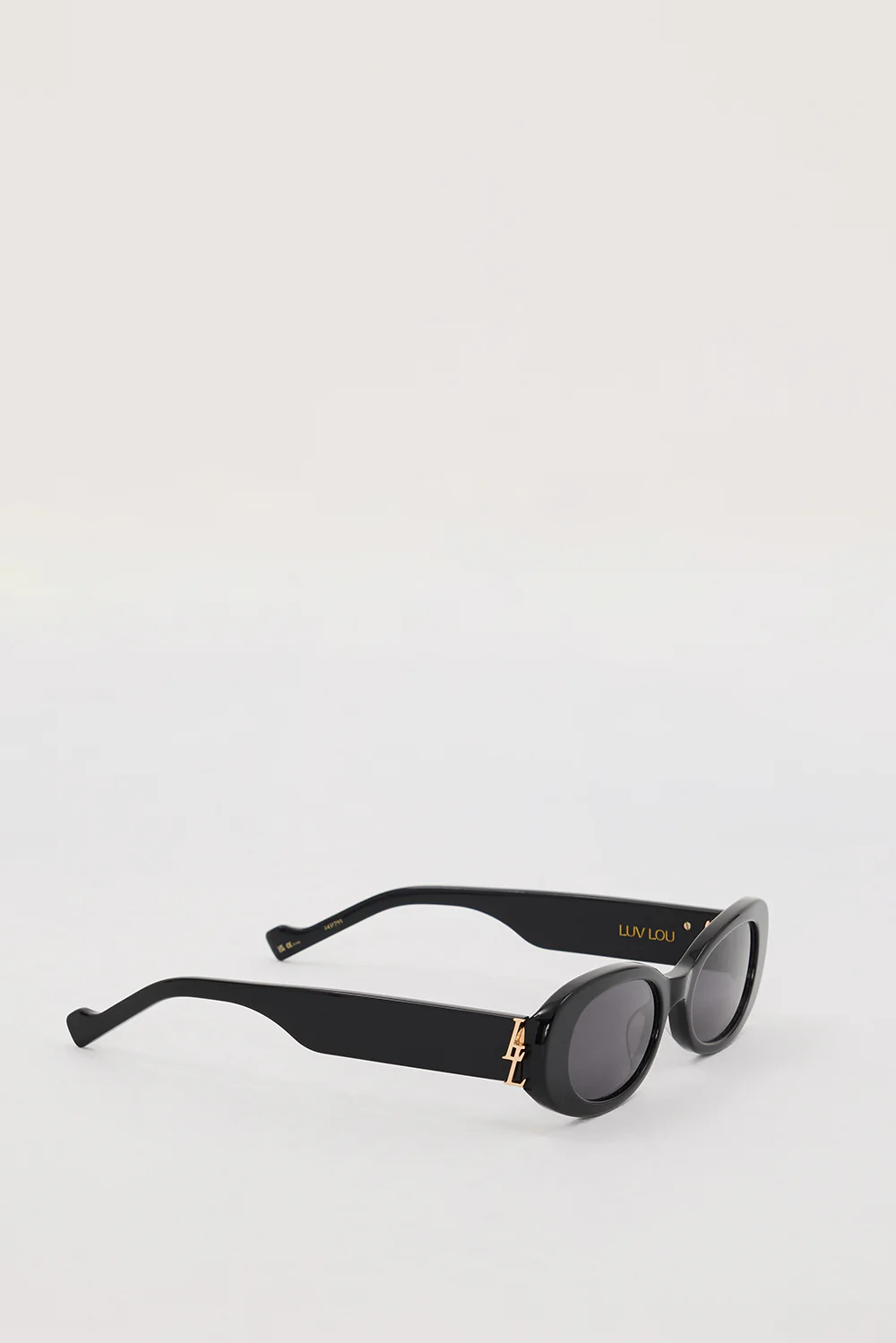 LUV LOU THE ELLIDY SUNGLASSES BLACK - Image 4