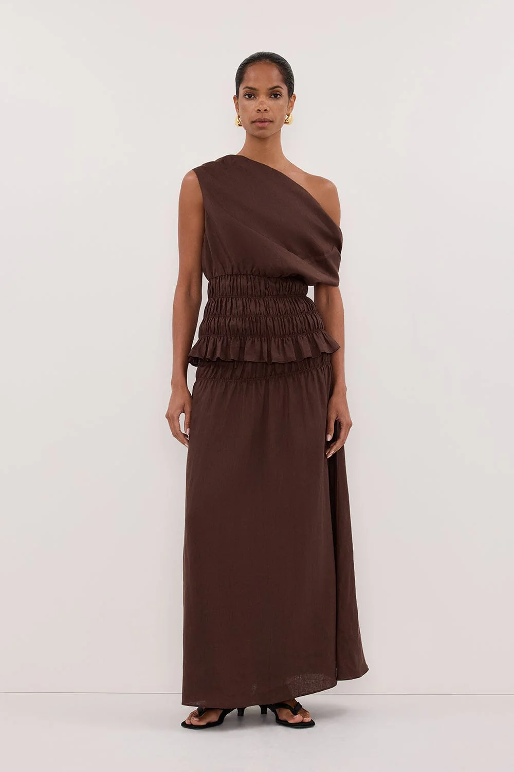 MAIA COCOA SLEEVELESS LINEN SHIRRED TOP