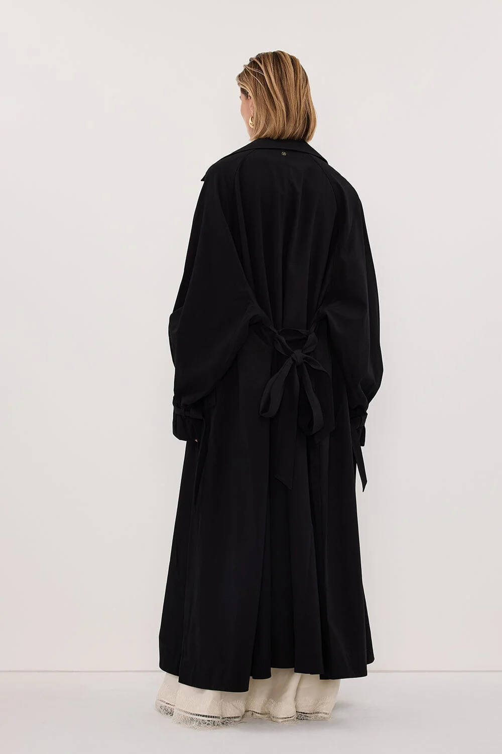 NINA BLACK LIGHTWEIGHT TRENCH COAT - Image 4