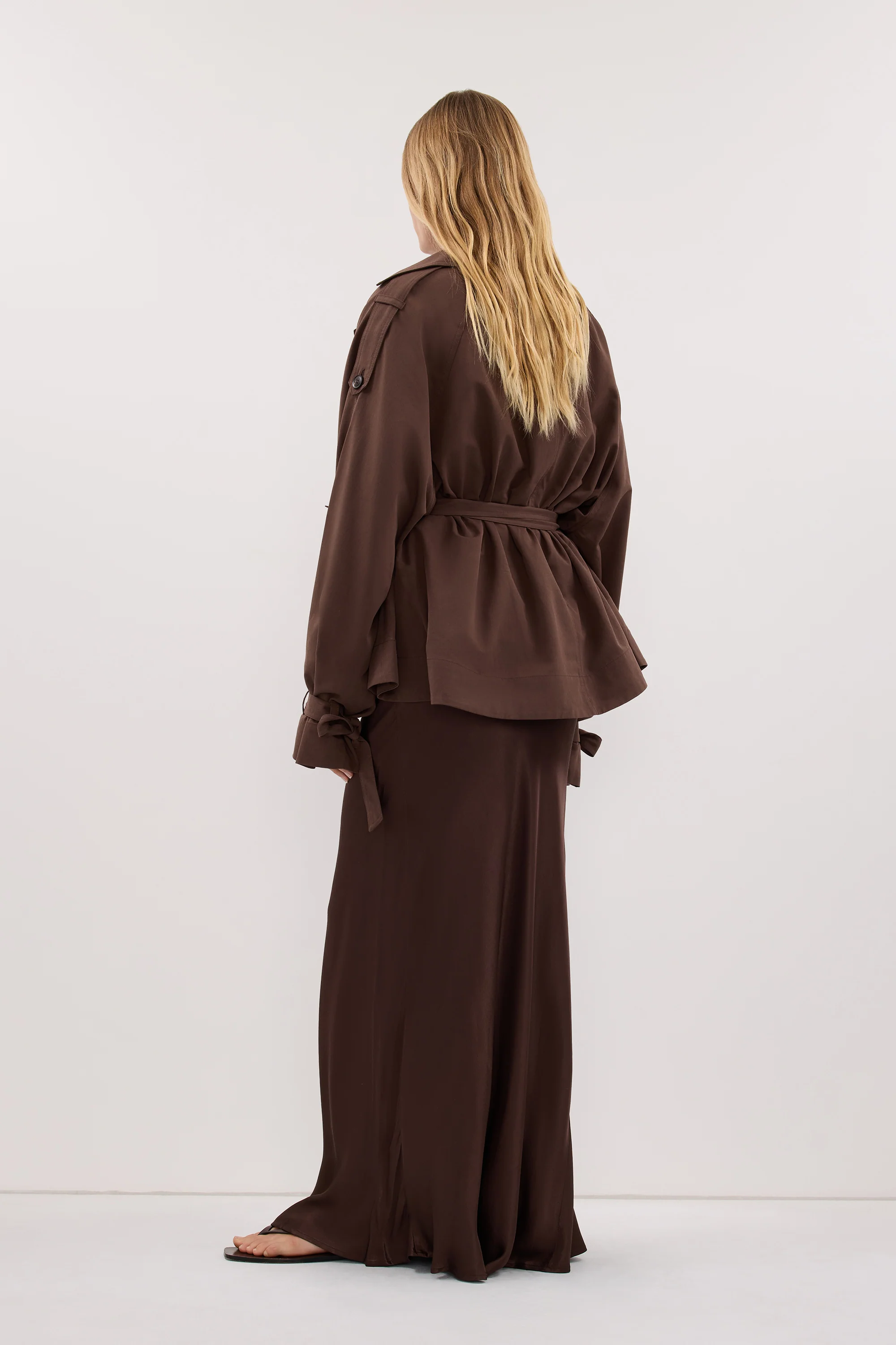 NINA MILK CHOC LIGHTWEIGHT MINI TRENCH - Image 3