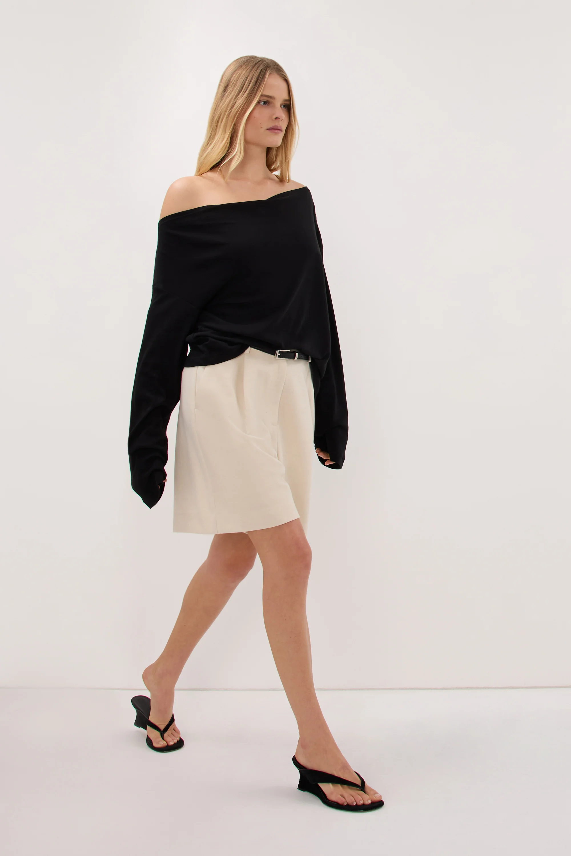 ORELIA BLACK COWL NECK SLEEVED TOP - Image 6