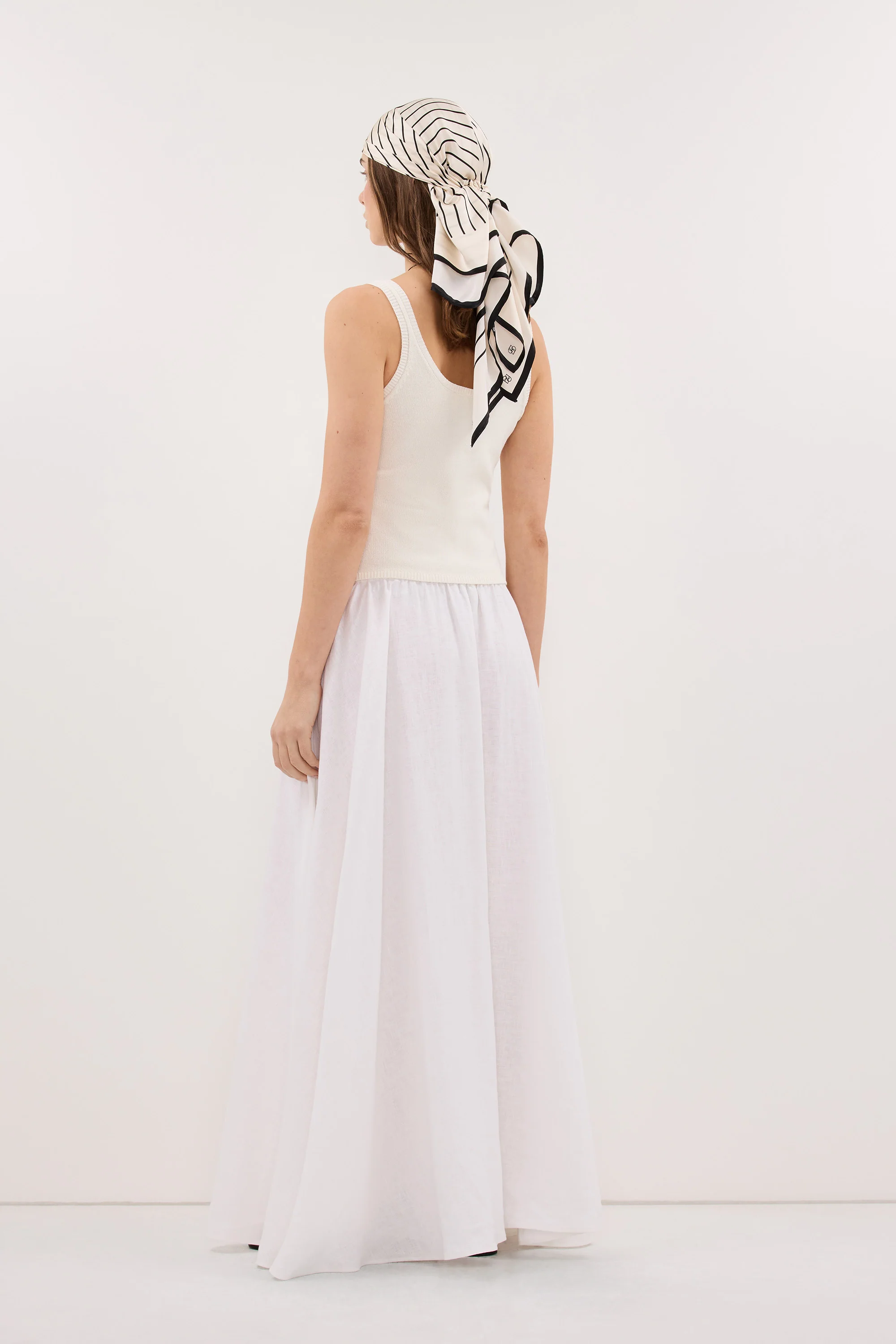 RAVELLO WHITE LINEN MIDI SKIRT - Image 4