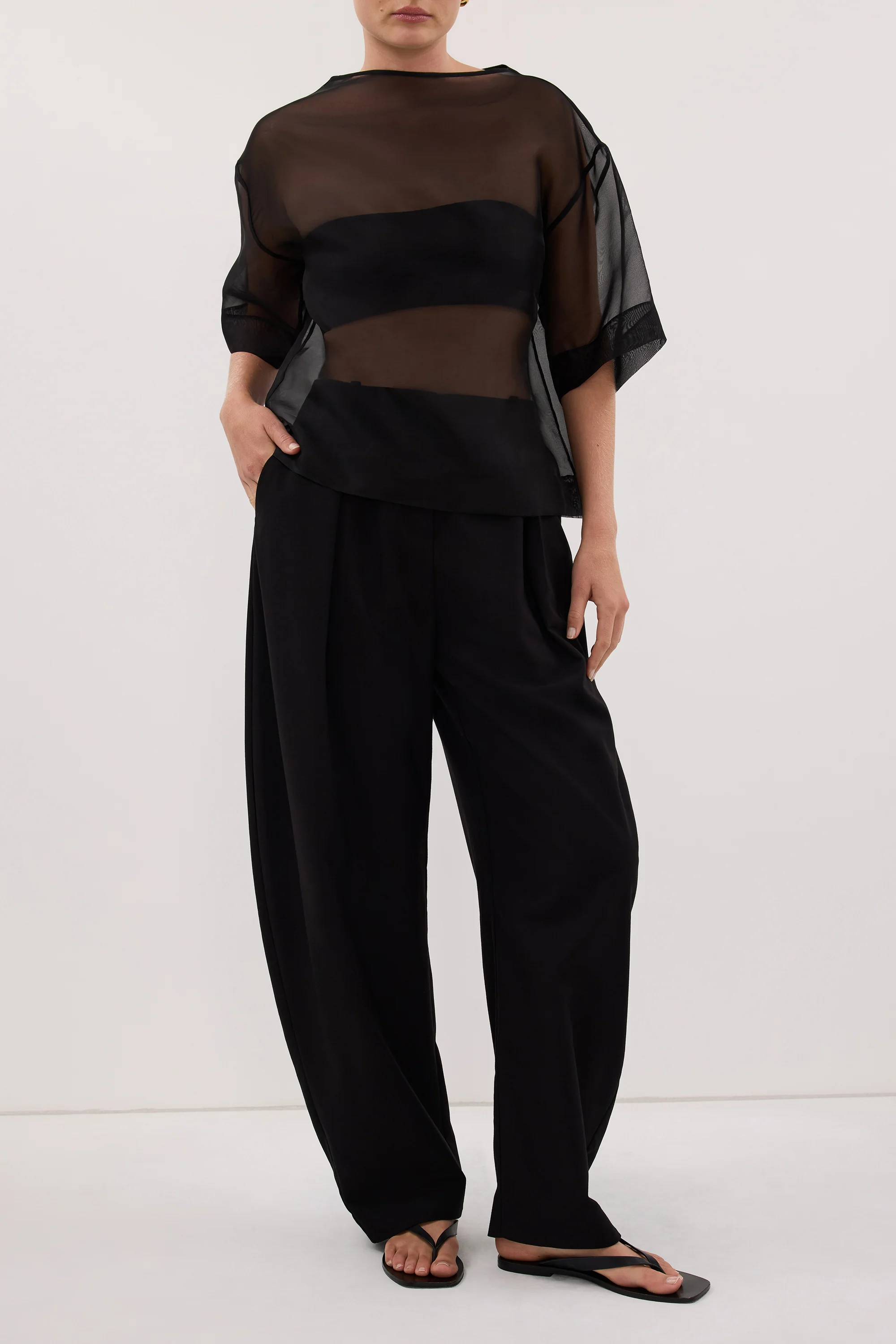 ROMY BLACK BARREL LEG TAILORED PANT - Image 5