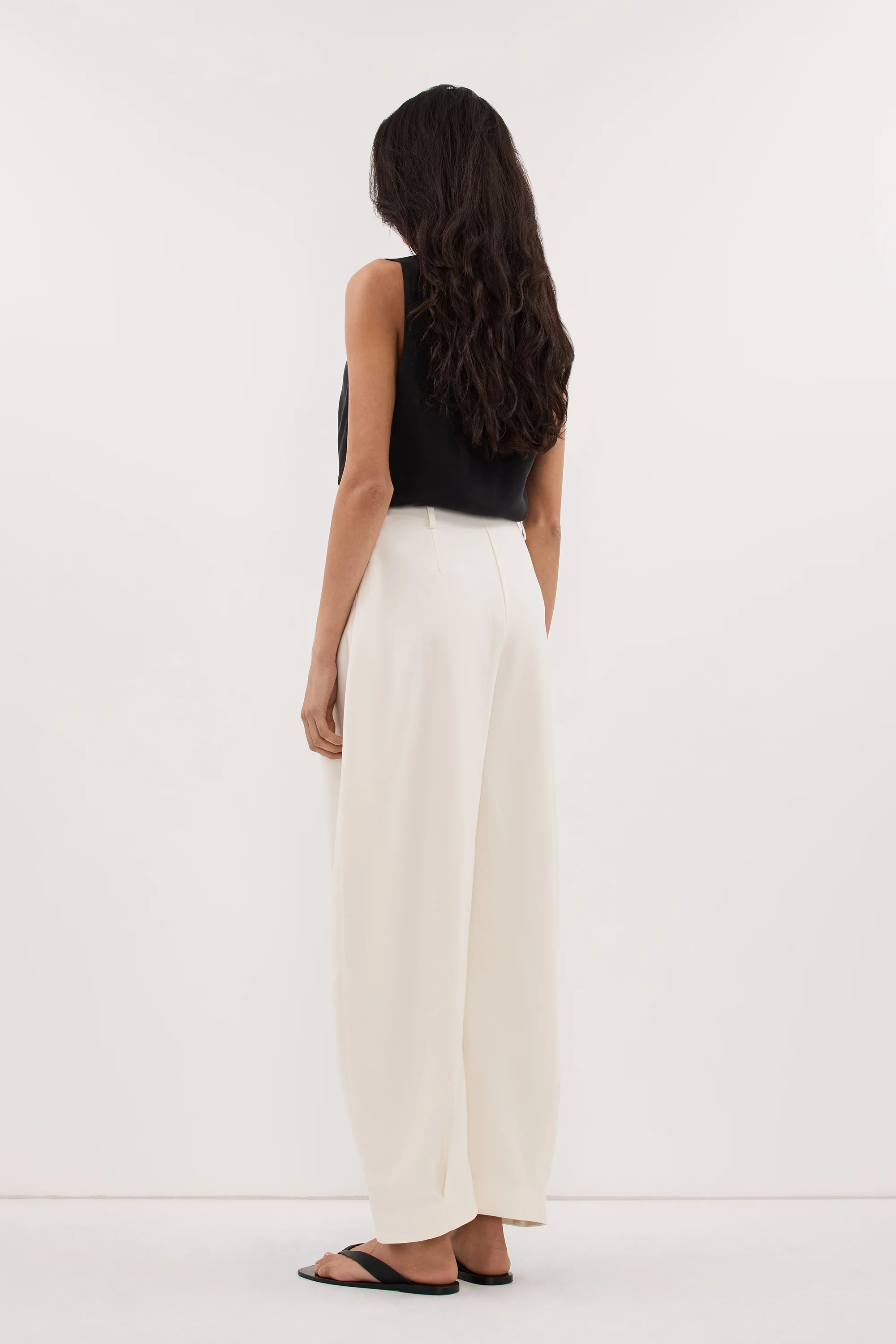 ROMY CREAM BARREL LEG TAILORED PANT - Image 4