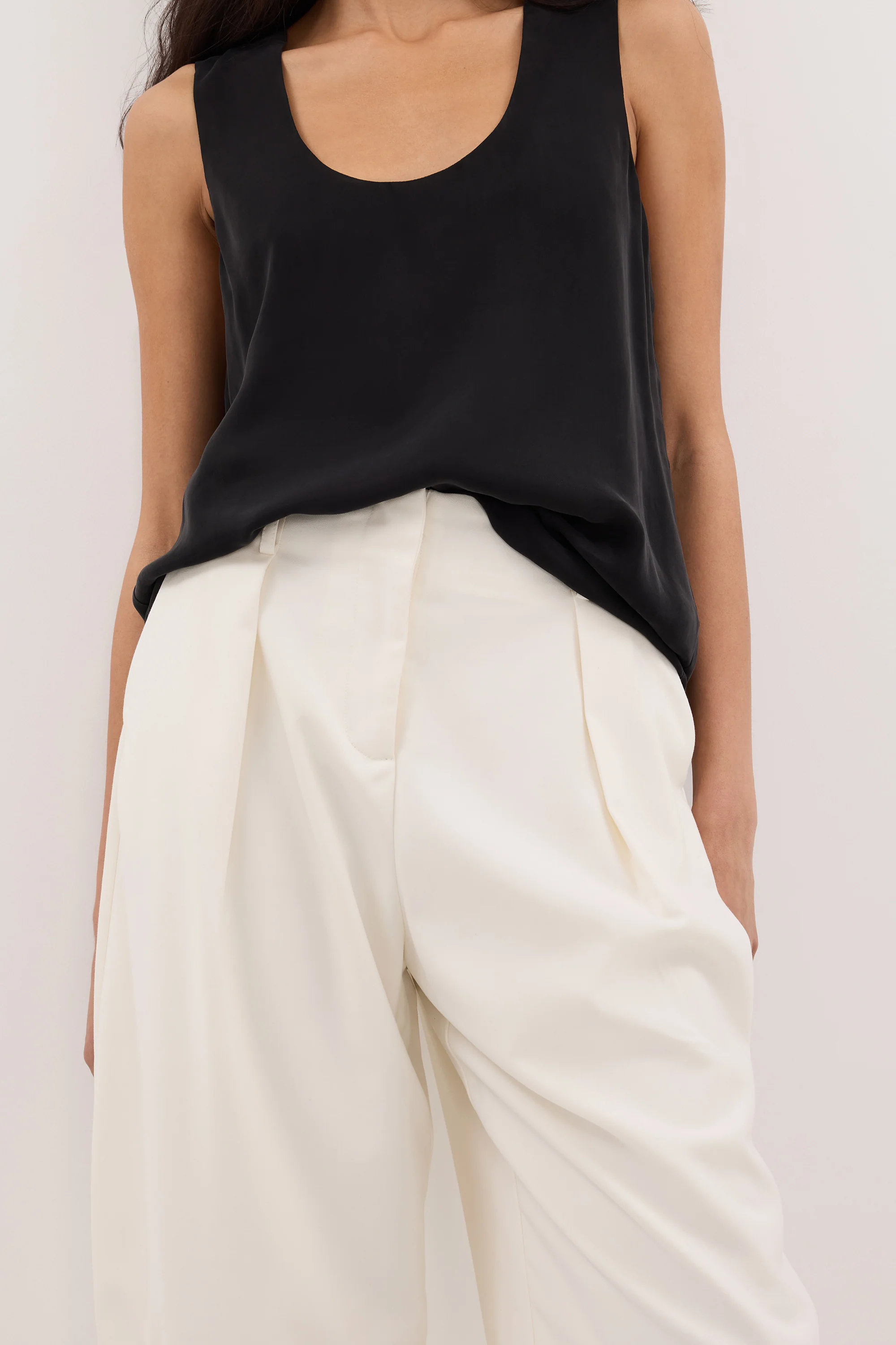 ROMY CREAM BARREL LEG TAILORED PANT - Image 5