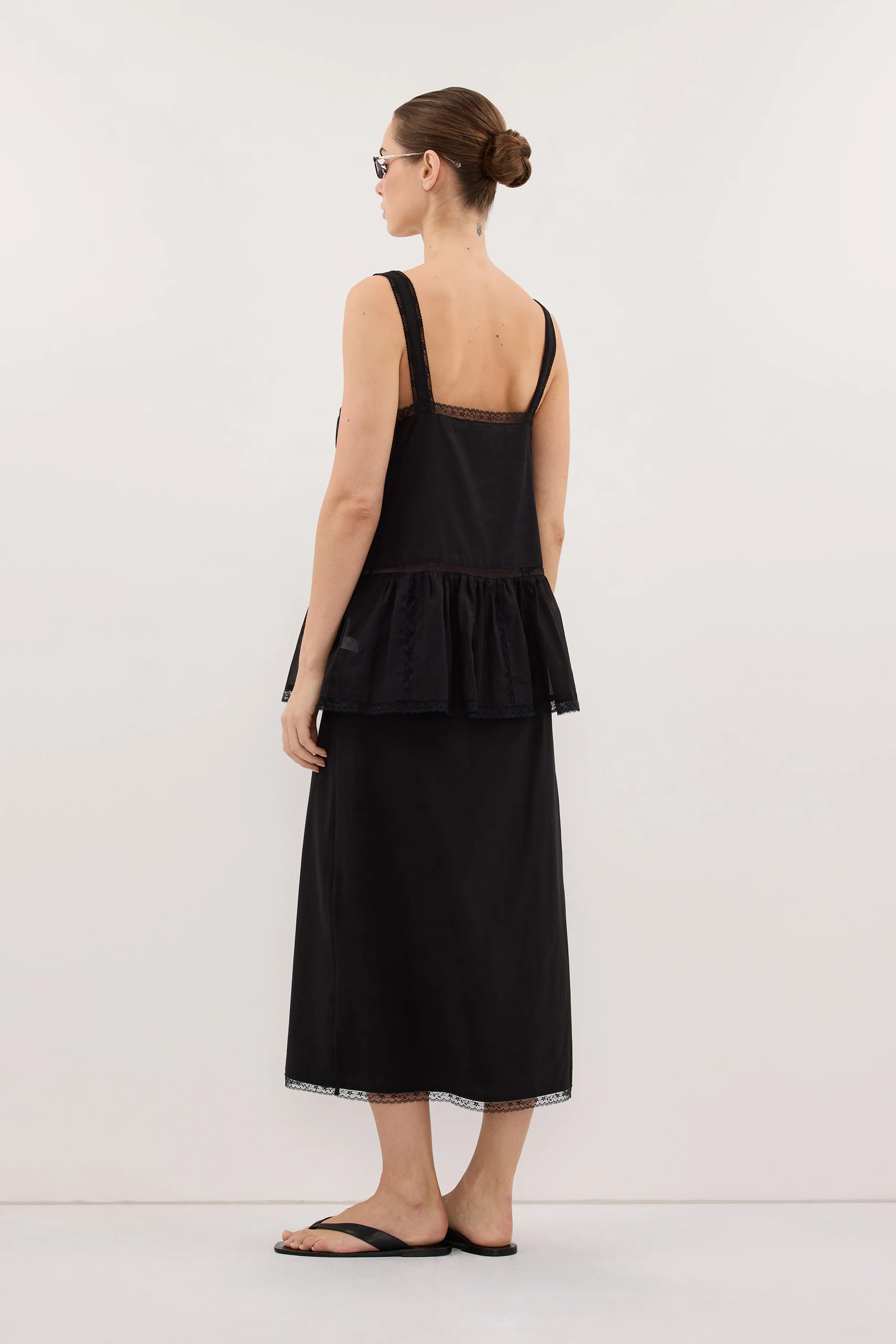 ROSIN BLACK KNEE LENGTH SKIRT - Image 4