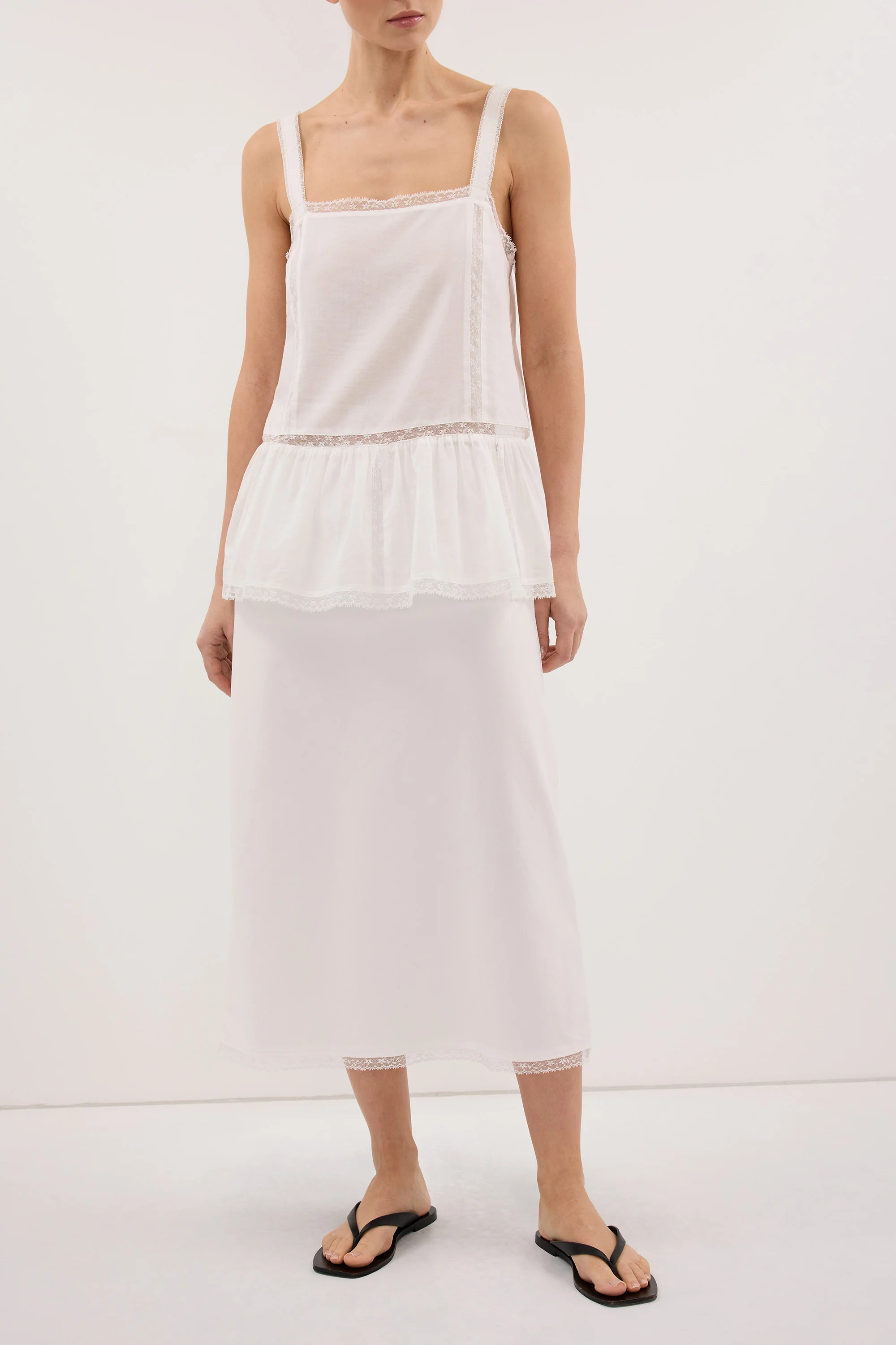 ROSIN WHITE KNEE LENGTH SKIRT - Image 2