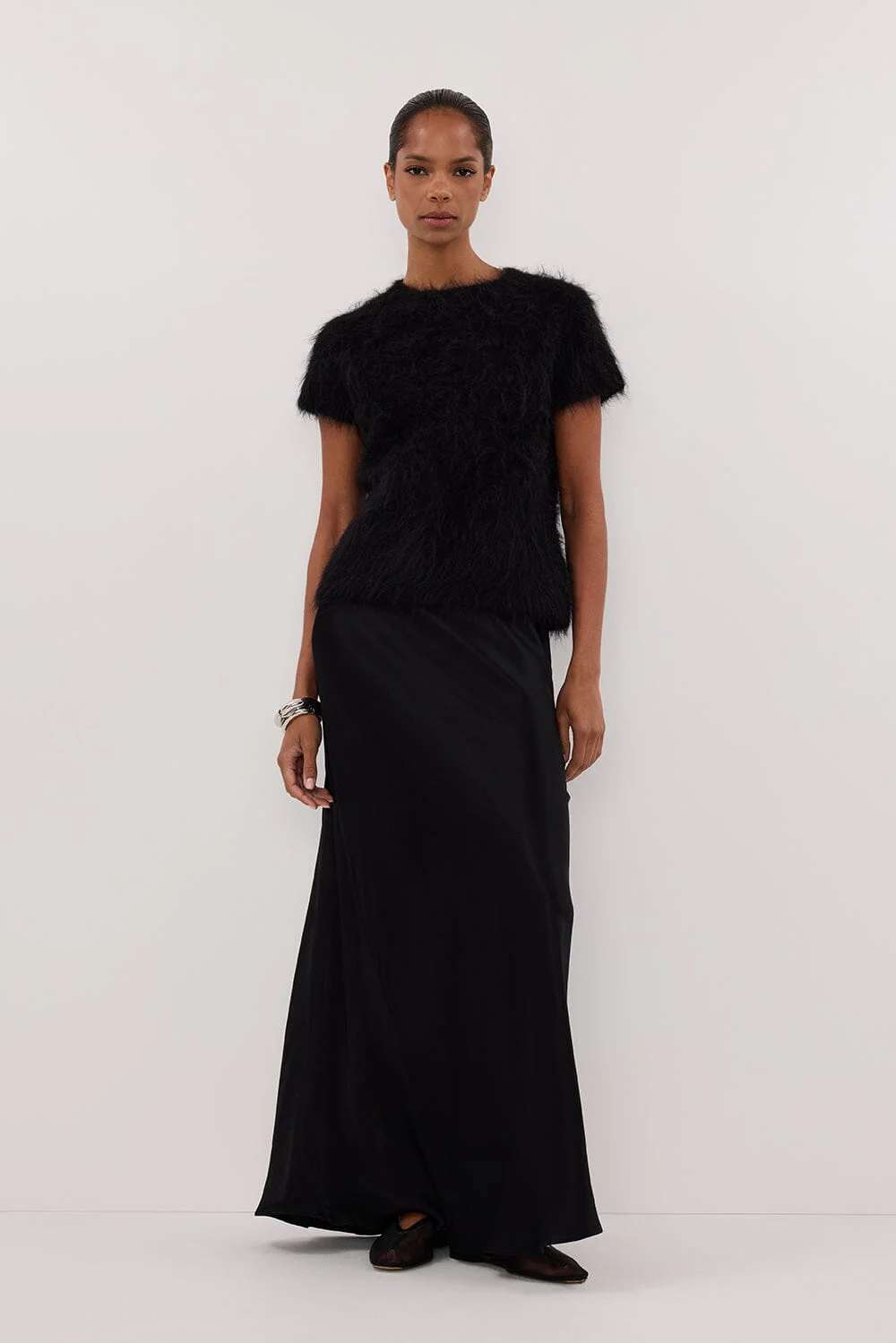 SALMA BLACK CAP SLEEVE KNIT TOP