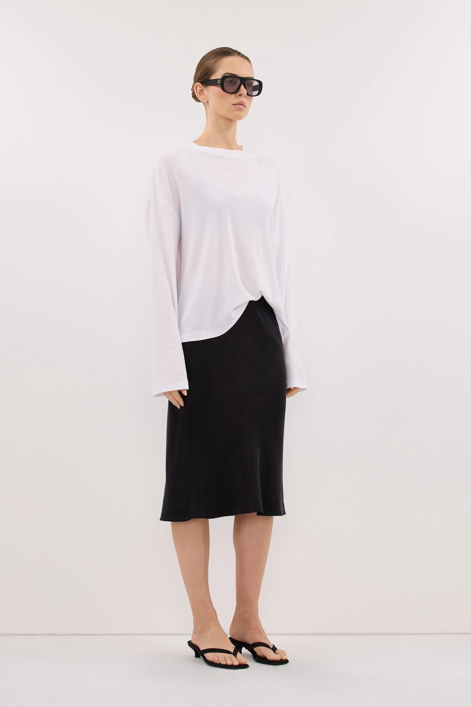 SLOANE WHITE LONG SLEEVE CREW KNIT TOP - Image 3