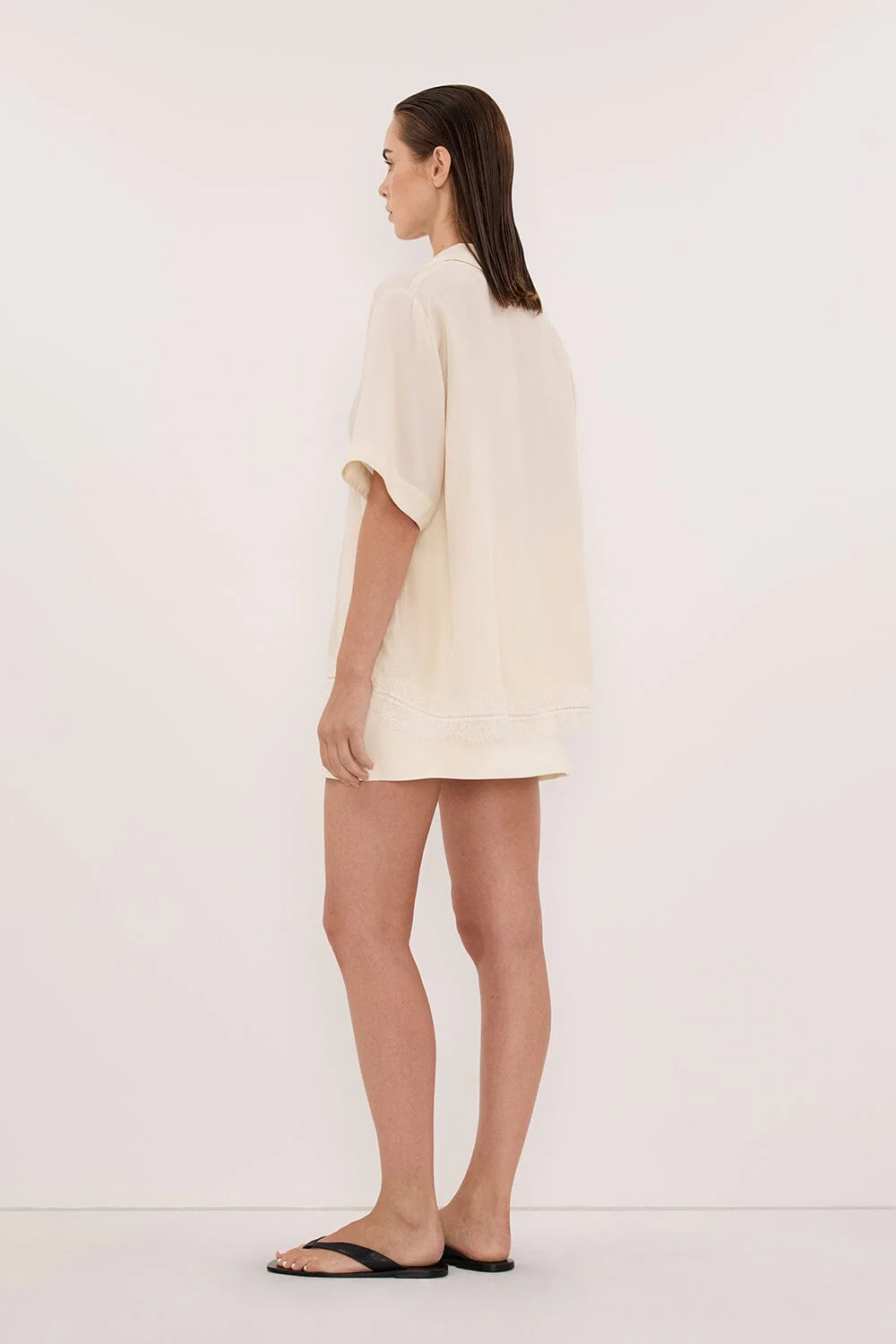 SOHO CREAM TAILORED SKORT - Image 3