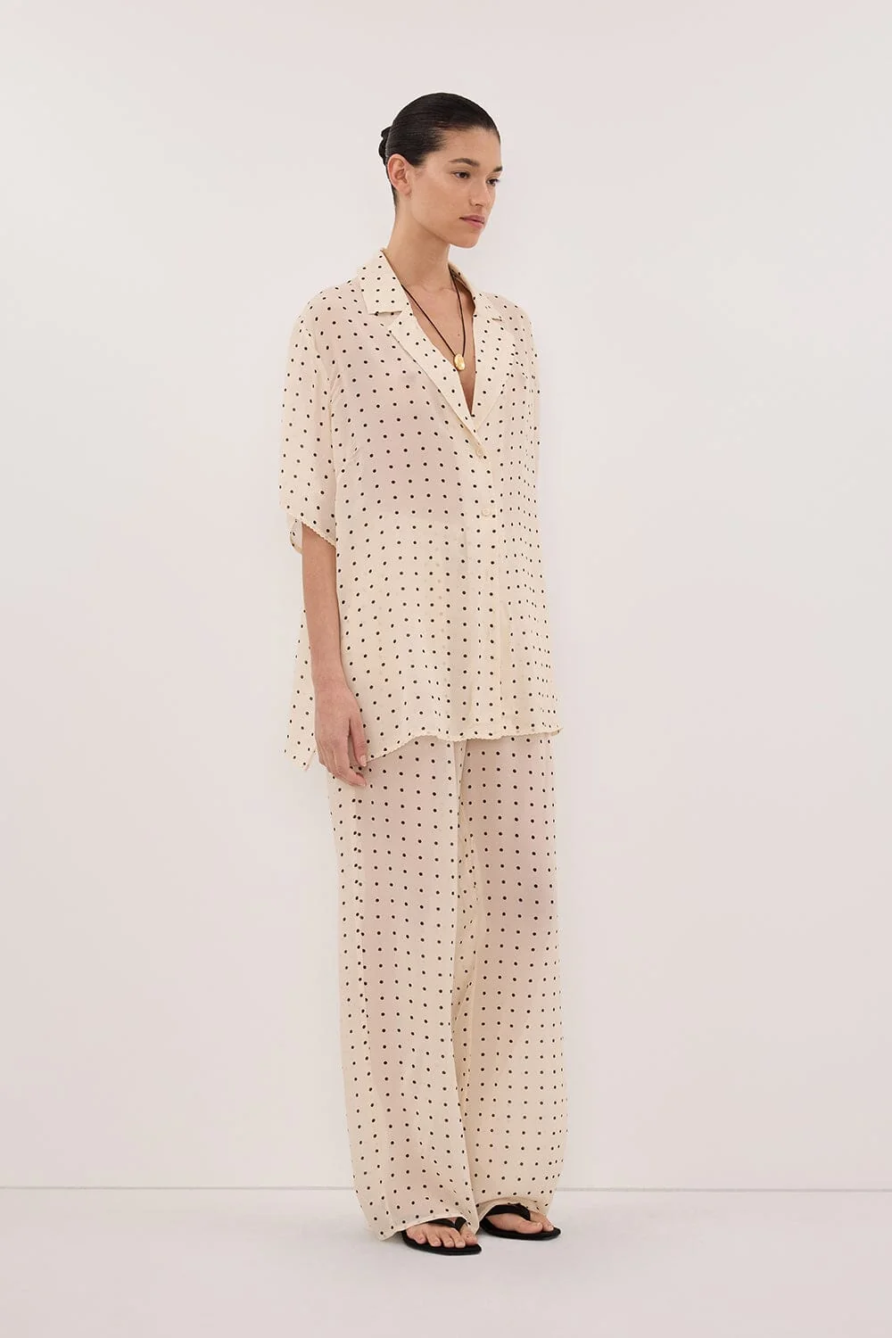 VANESSA SANDSTONE OVERSIZED SHORT SLEEVE RESORT SHIRT - Image 4