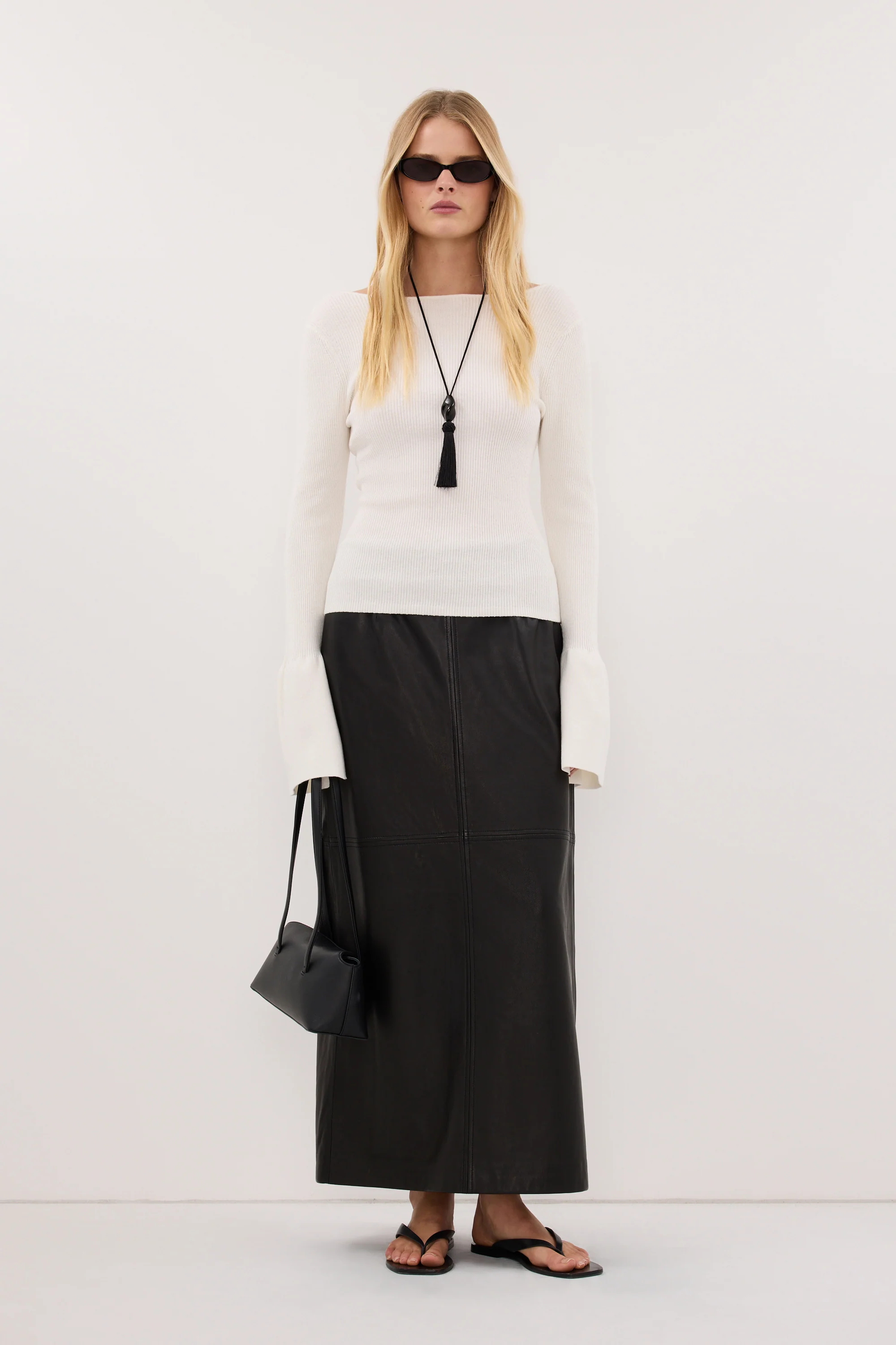 VARA OFF WHITE LONG SLEEVE KNIT TOP