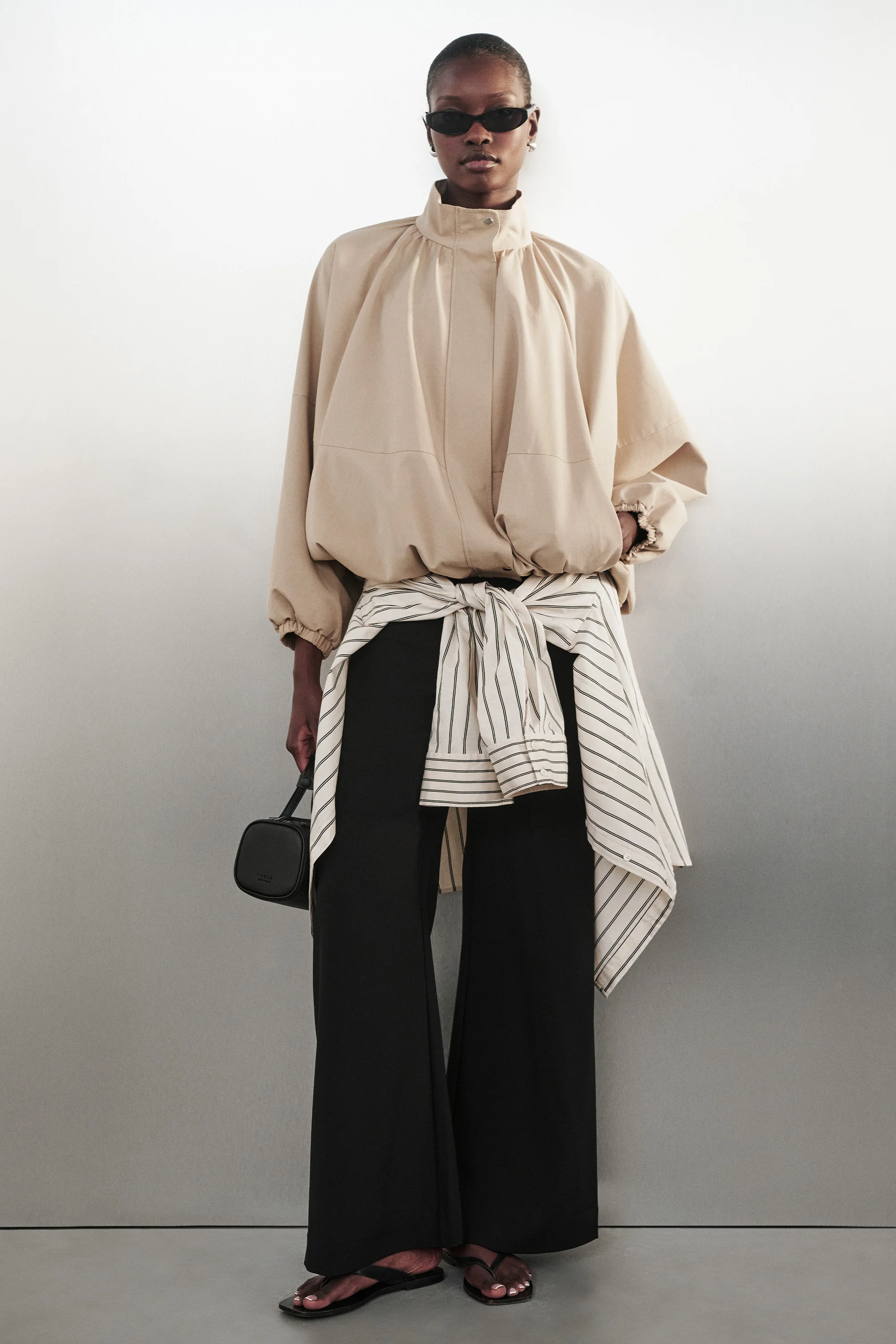VIANNA BLACK ELASTICATED DRAWSTRING PANT - Image 2