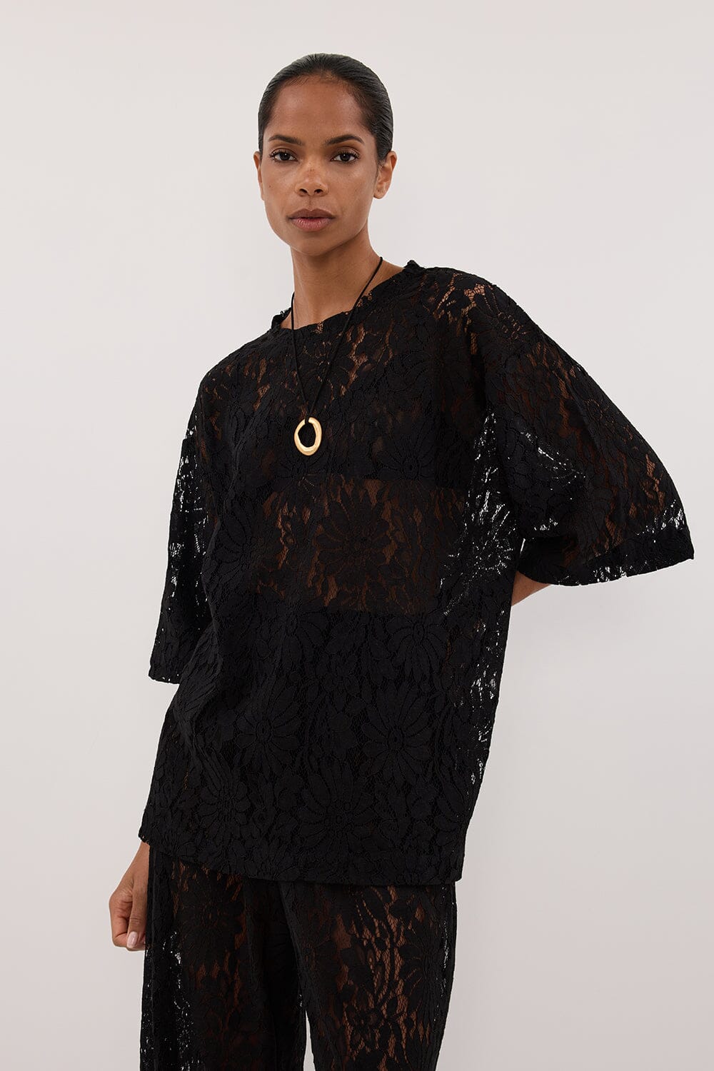 WILMA BLACK LACE TEE - Image 5