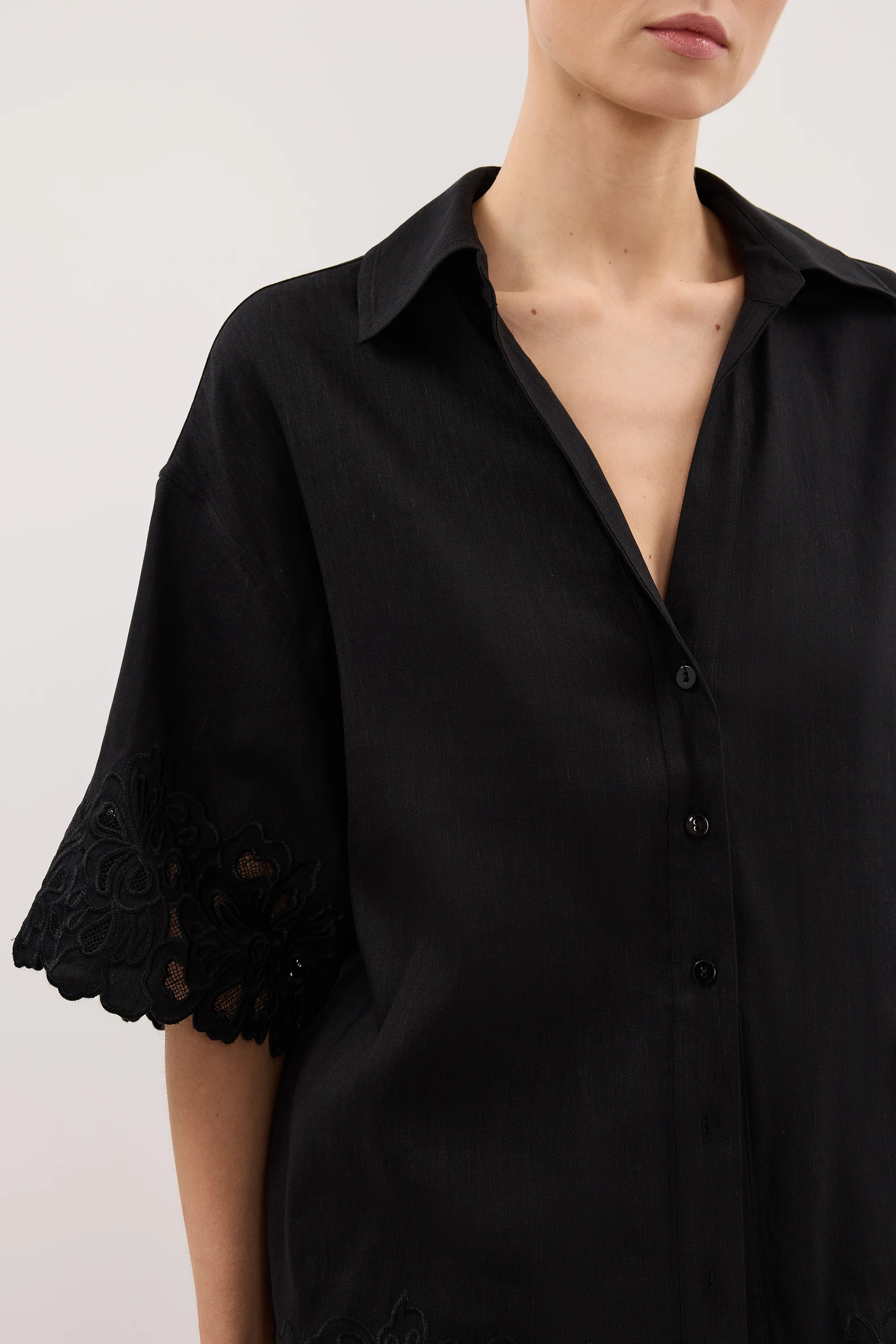ZARIA BLACK SHIRT - Image 5