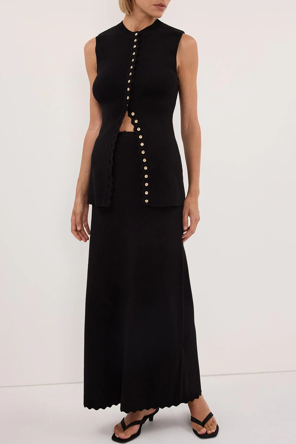 ZOE BLACK SCALLOPED KNIT MIDI SKIRT - Image 2