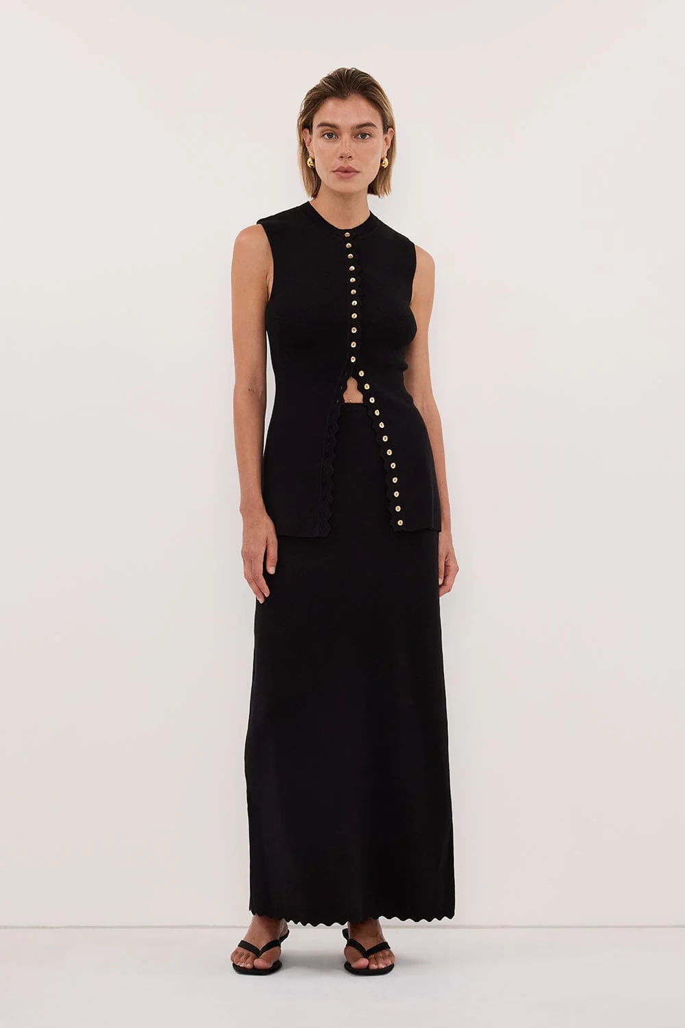 ZOE BLACK SCALLOPED KNIT VEST